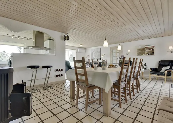 Ameline - 500m To The Fjord By Interhome *